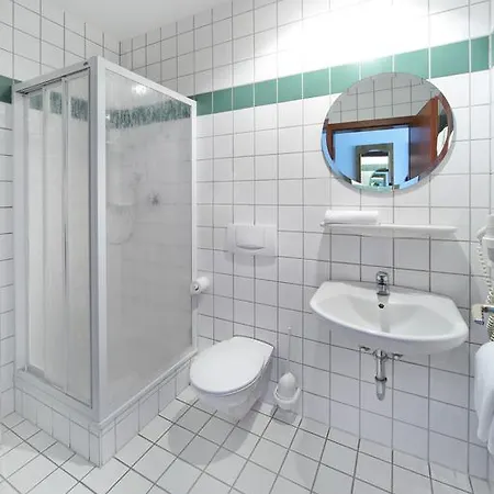 Waldhotel Baechlein 3*