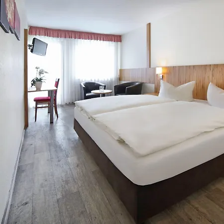 Hotel Waldhotel Baechlein 3*