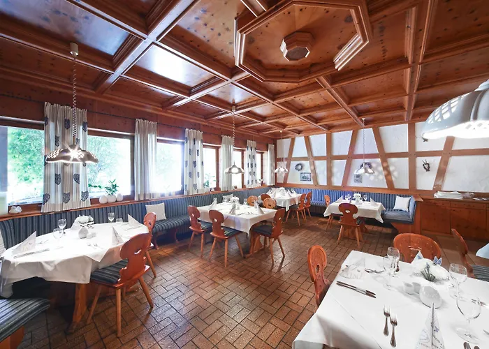 Hotel Waldhotel Baechlein