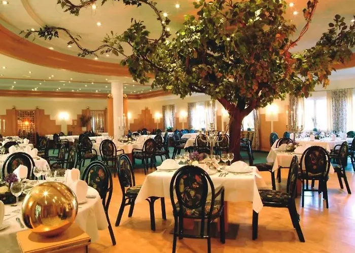 Hotel Waldhotel Baechlein 3*